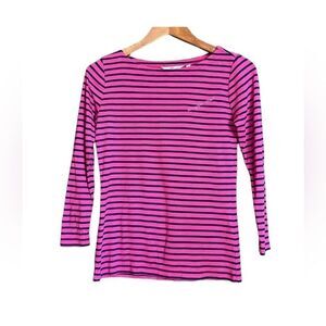 3 for $30! Vineyard vines pink & navy striped tee‎